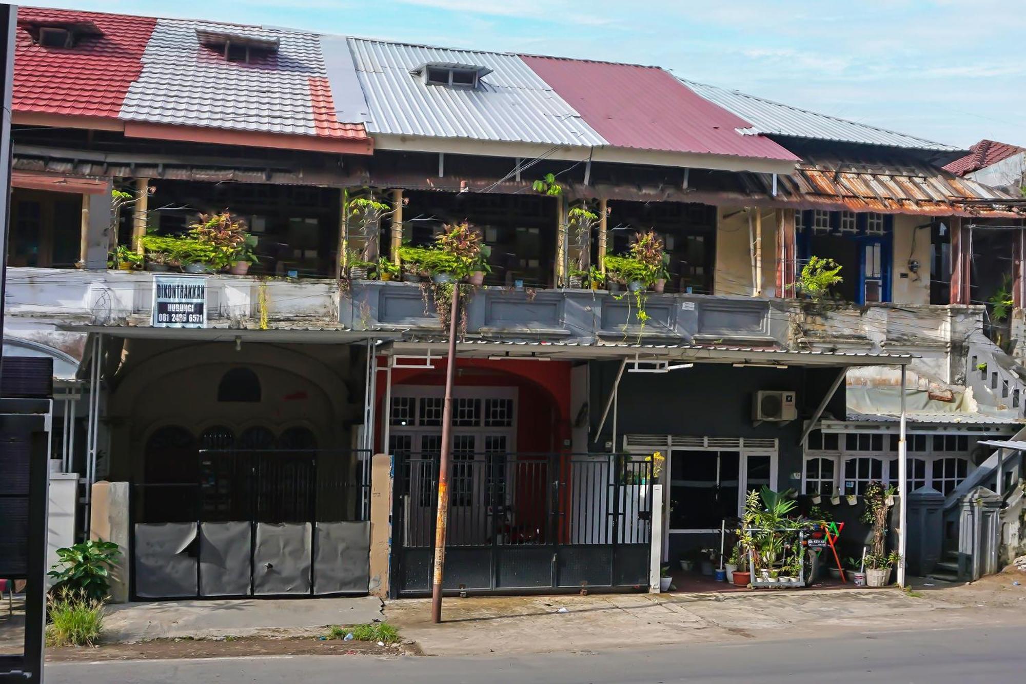 Oyo 1935 Hotel Diamond Inn Makasar Exteriér fotografie